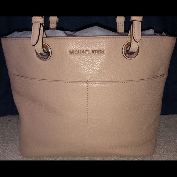 Michael Kors Tote - Picture 2 of 8